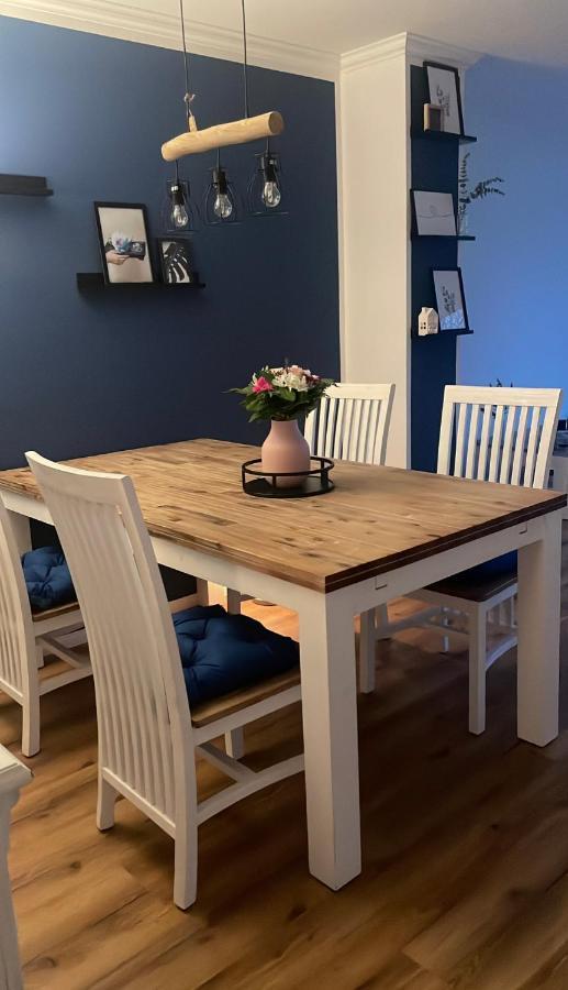 Ferienwohnung Ostfriesenherz Emden Esterno foto
